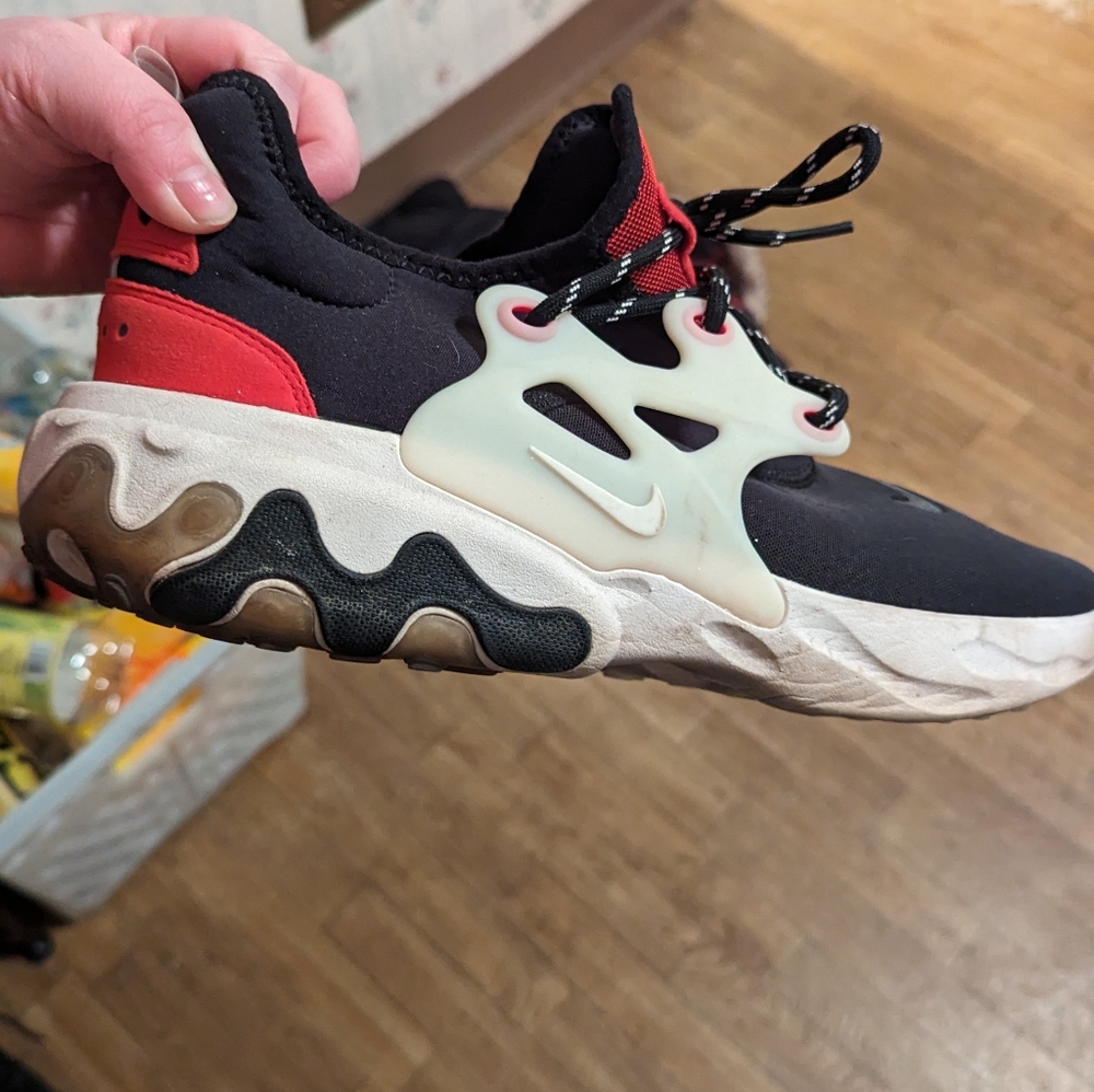 Nike